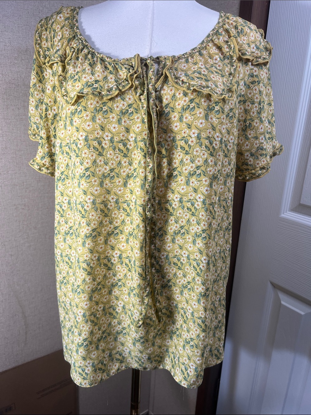 Max Studio Yellow Floral Ruffle Tie-Front Blouse